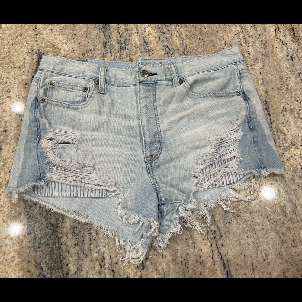 AMERICAN EAGLE- Size 6 Faded Destroyed Frayed Vintage High Rise Festival Shorts
